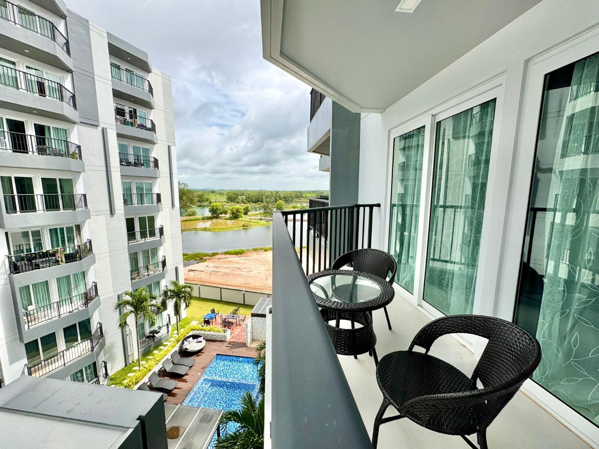 Mantra Beach Condominium Suite 2 - Mae Phim Ban Tha Fat Екстериор снимка
