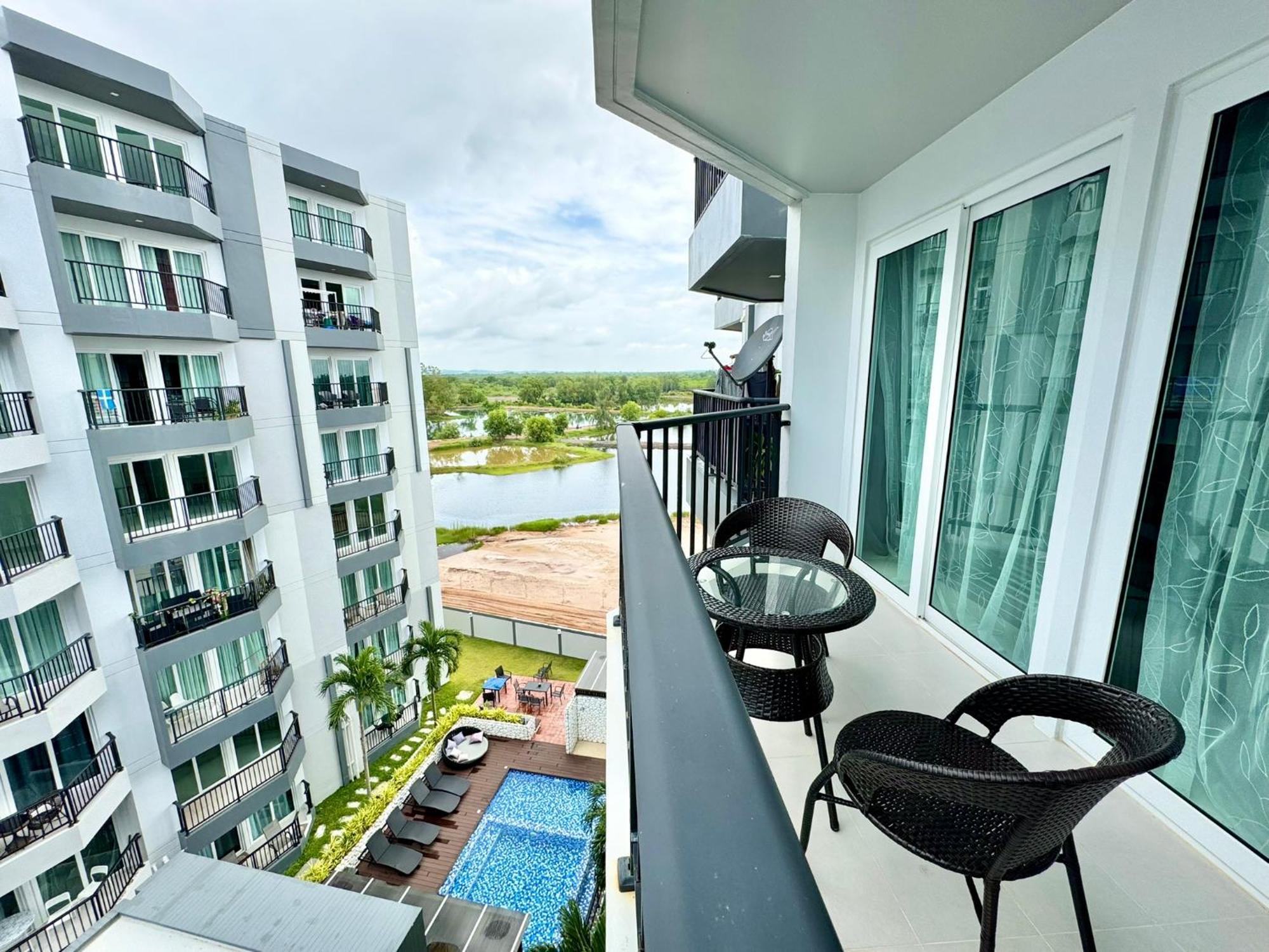 Mantra Beach Condominium Suite 2 - Mae Phim Ban Tha Fat Екстериор снимка