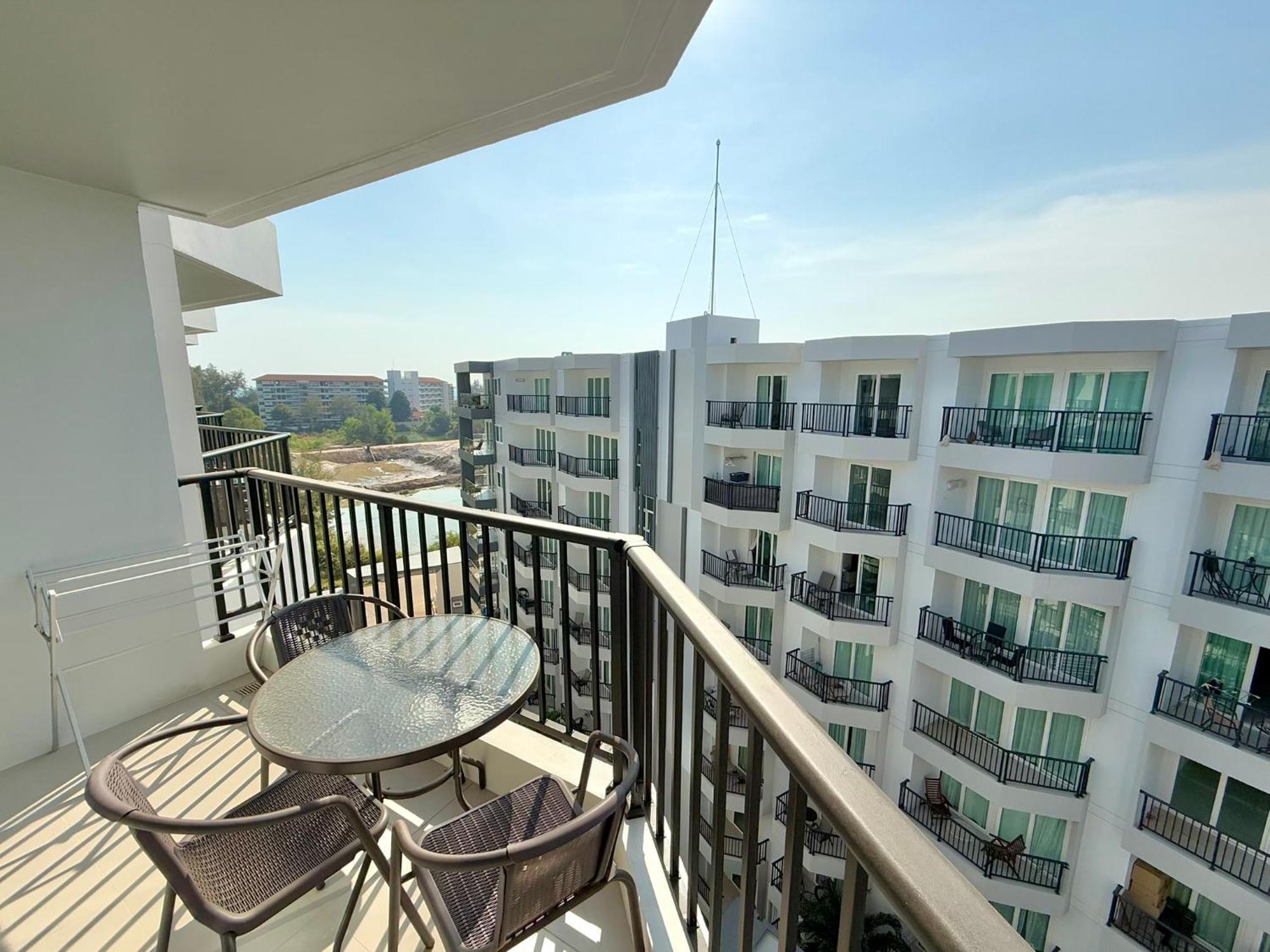 Mantra Beach Condominium Suite 2 - Mae Phim Ban Tha Fat Екстериор снимка