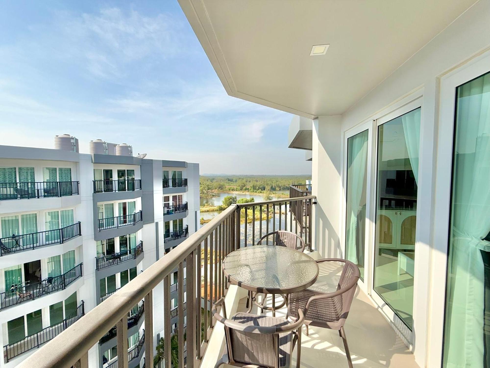 Mantra Beach Condominium Suite 2 - Mae Phim Ban Tha Fat Екстериор снимка
