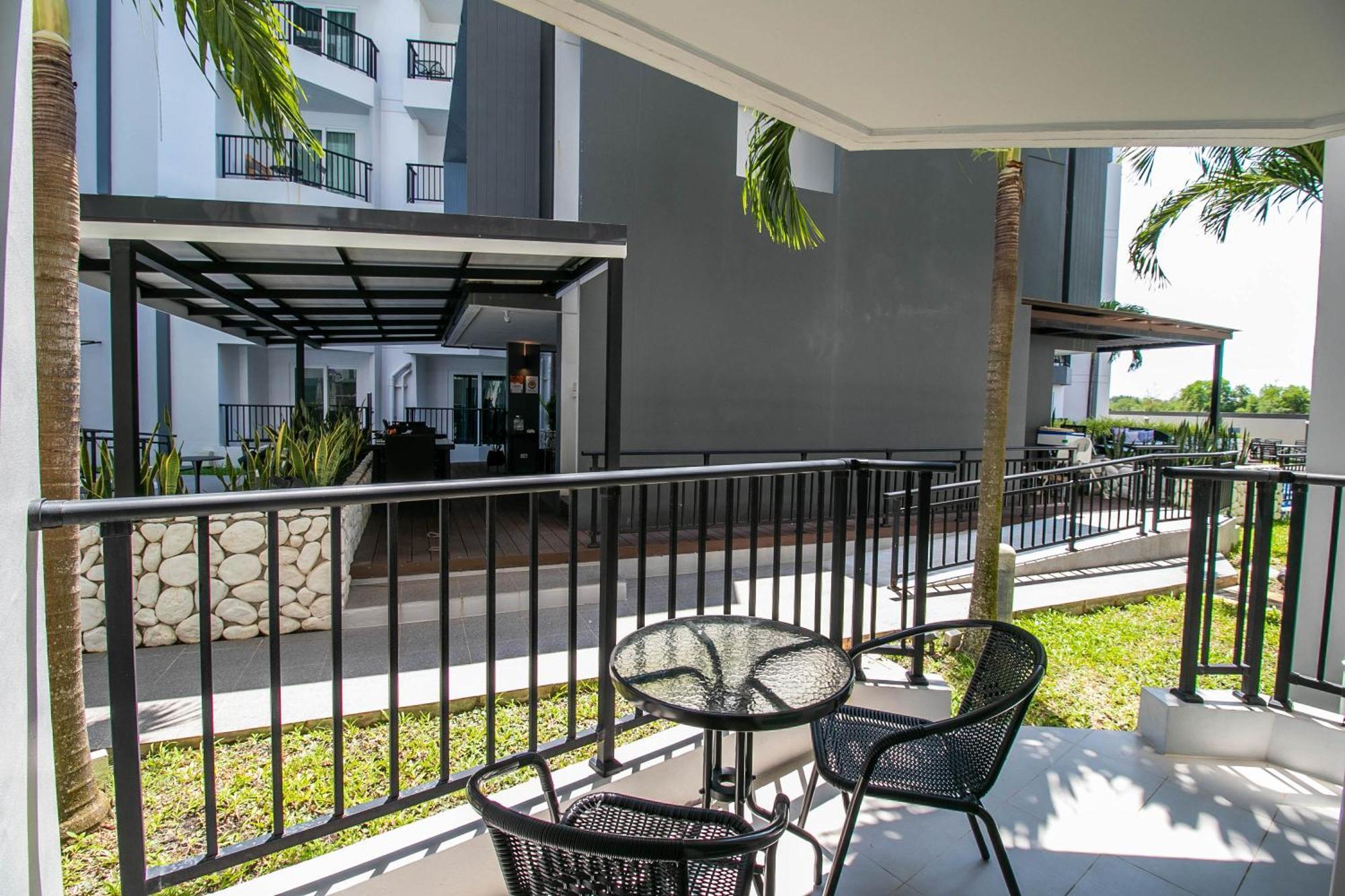 Mantra Beach Condominium Suite 2 - Mae Phim Ban Tha Fat Екстериор снимка